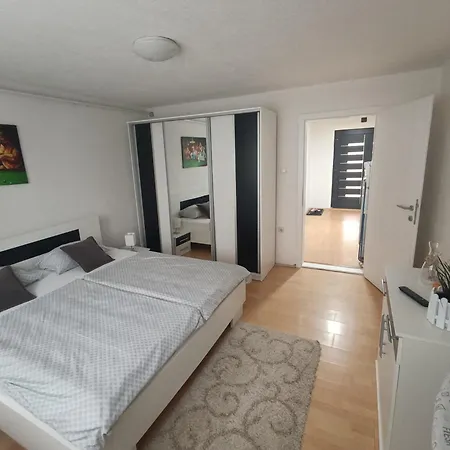 Apartment Hill *