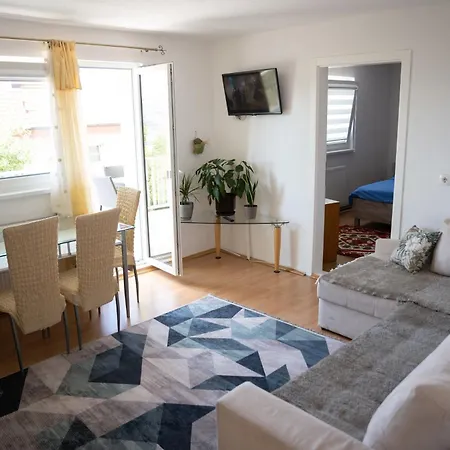 Apartment Hill *